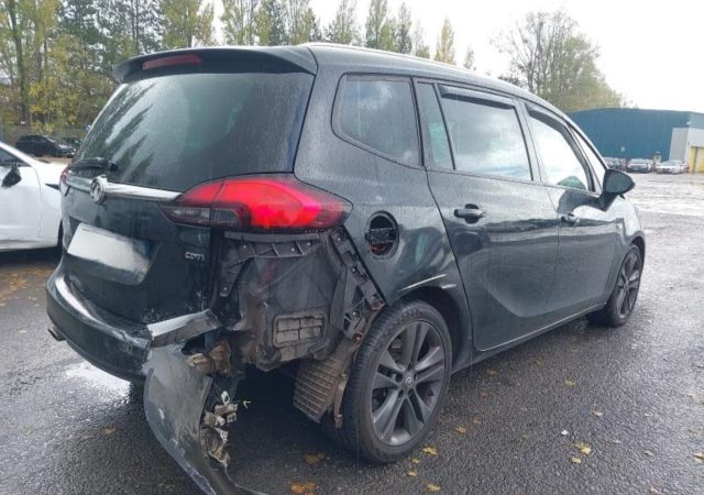 Vauxhall Zafira Tourer 2.0 CDTi 2015