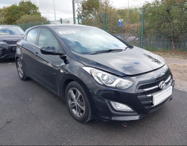 Hyundai i30 2016
