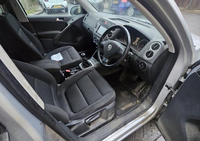 VW Tiguan 2010